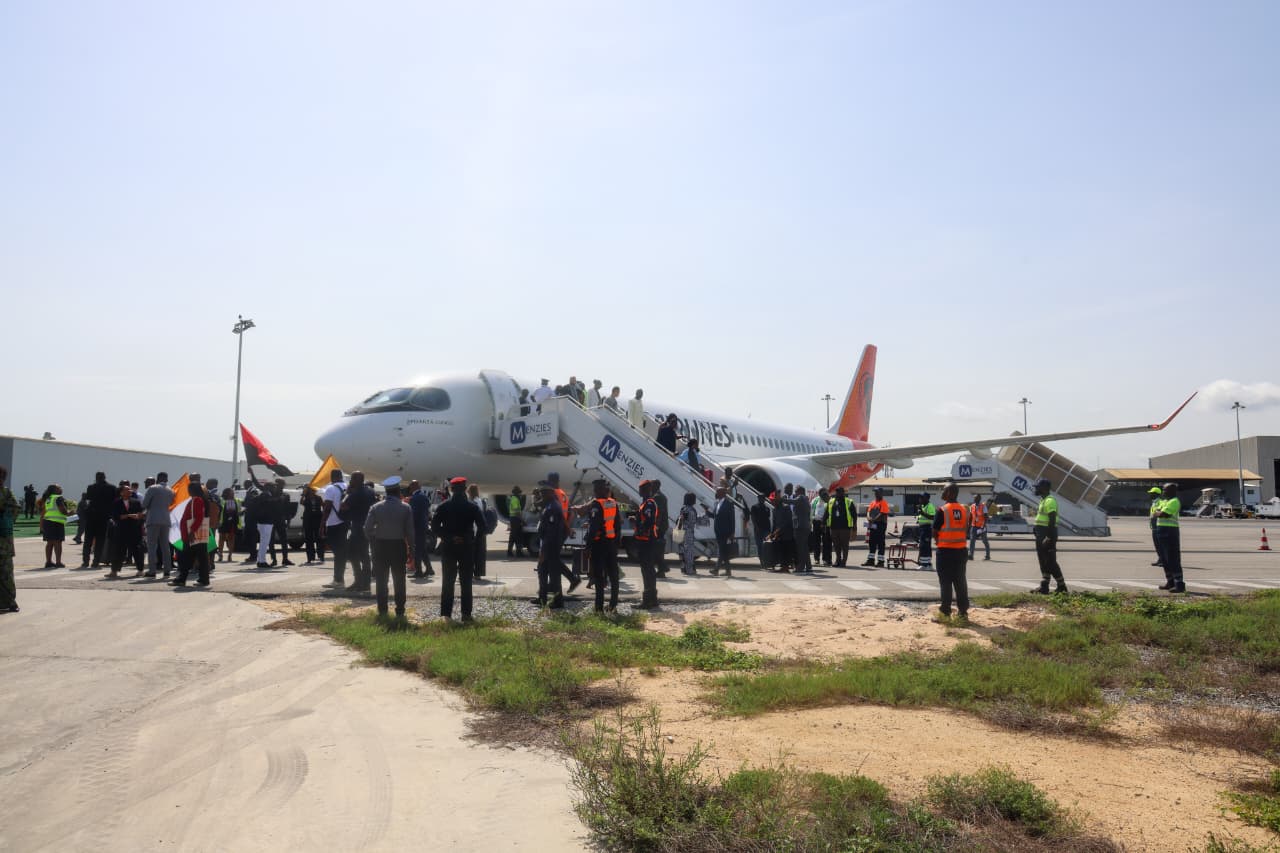 TAAG Angola Airlines inaugural commercial flight to Abidjan
